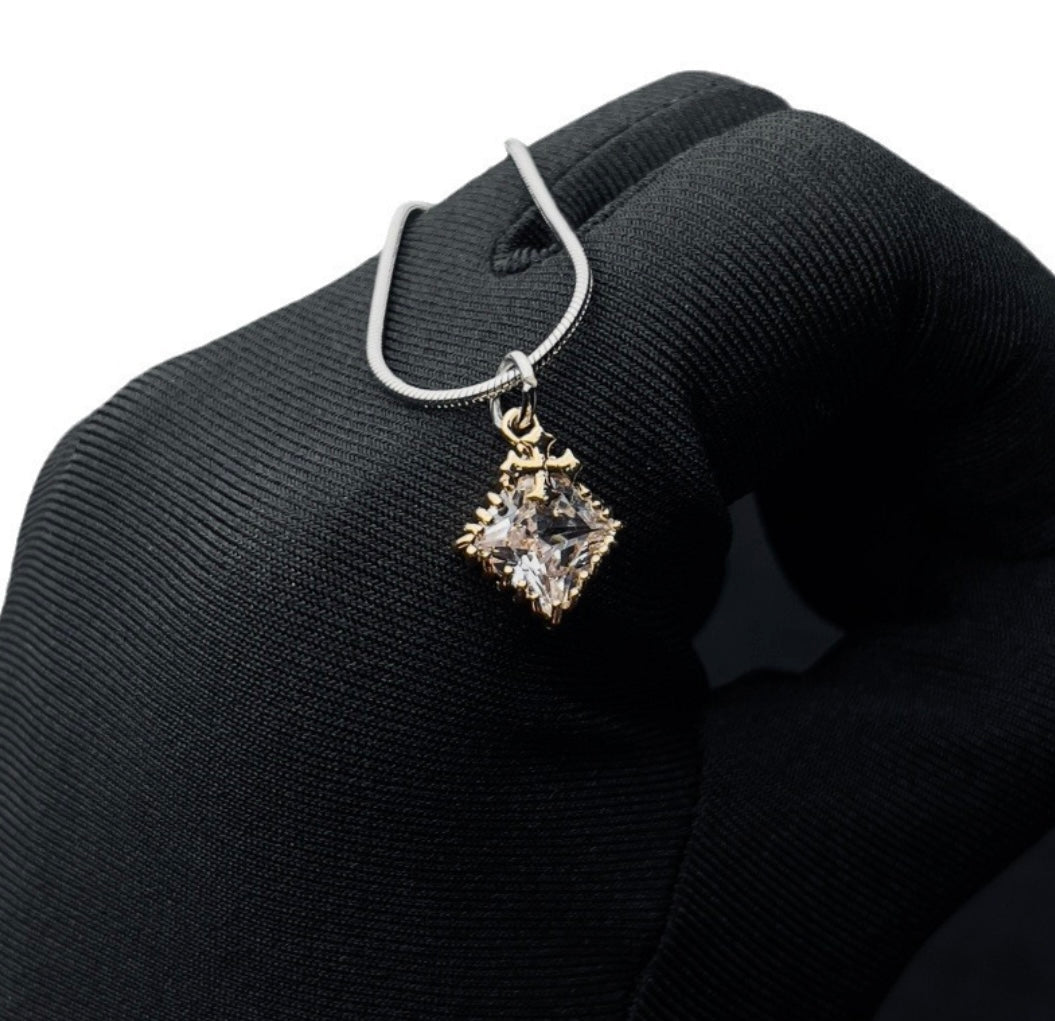 Stone Pendant Chain Necklace