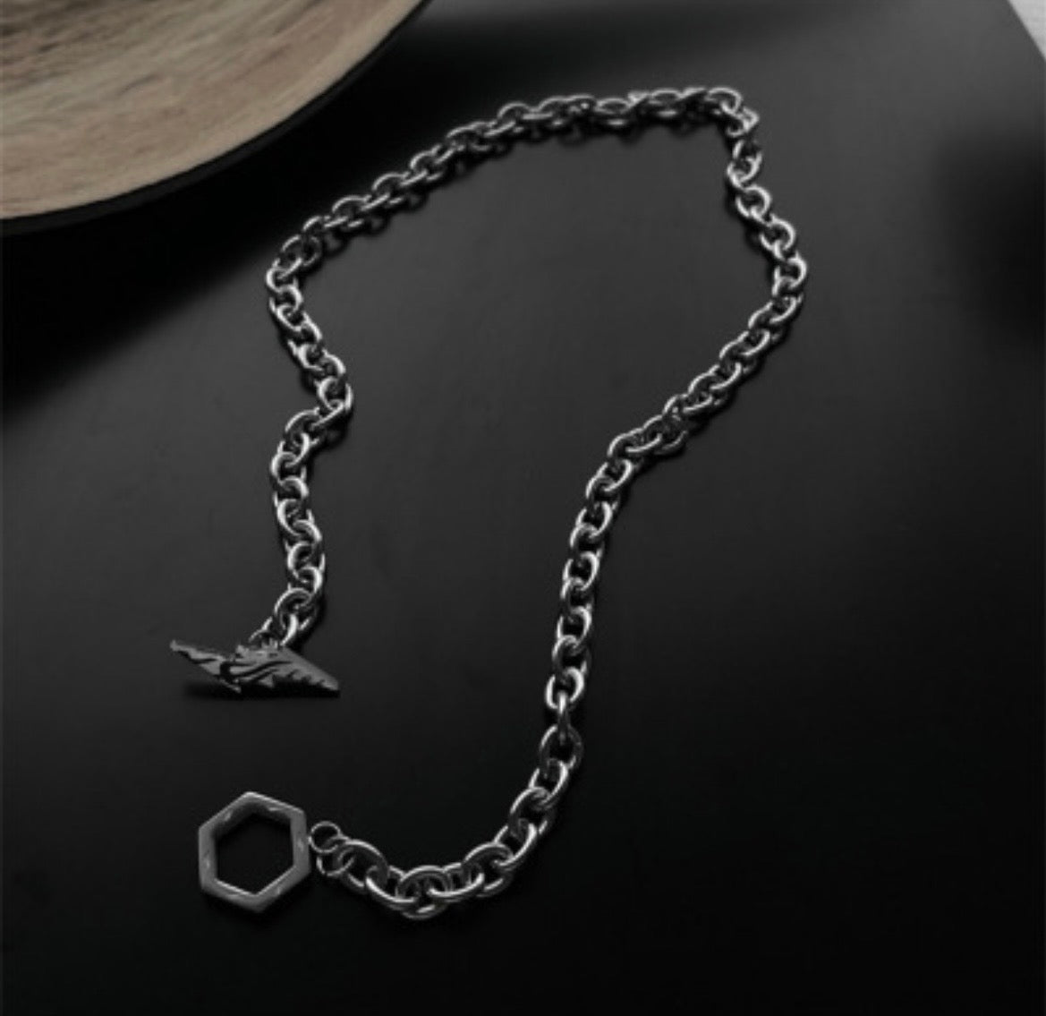 Geometric Toggle Bar Chain Necklace