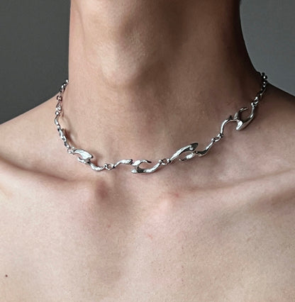 Liquid Distortion Chain Necklace