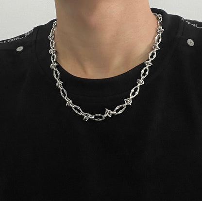 Link Distortion Chain Necklace