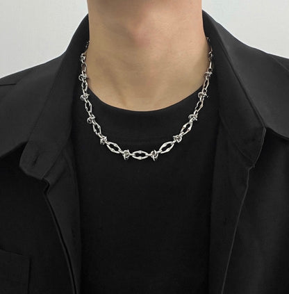 Link Distortion Chain Necklace
