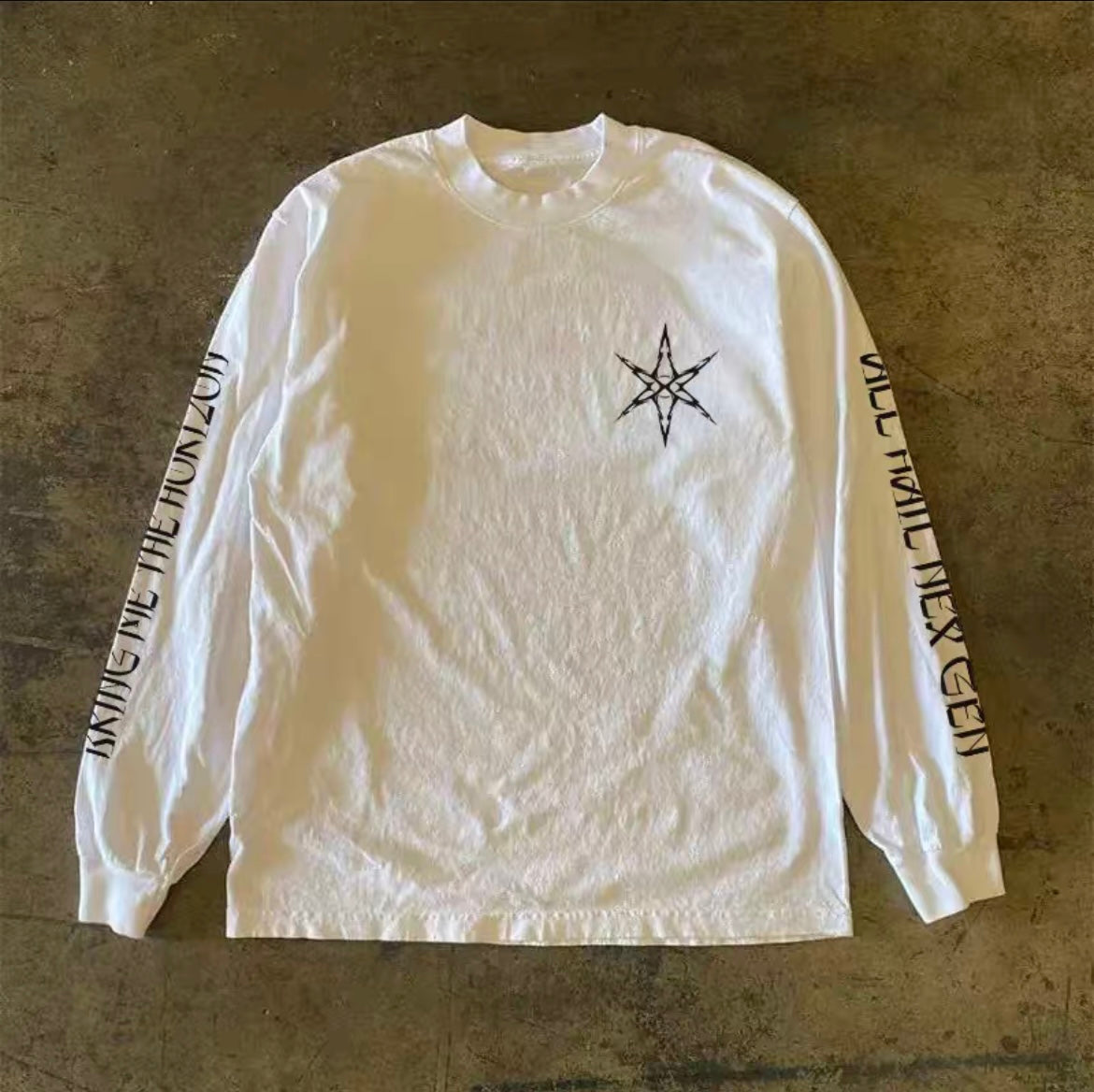 Tribal Star Lettering Graphic Long Sleeve T-Shirt