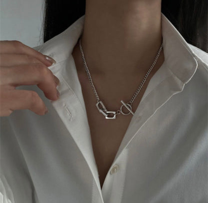 Toggle Square Parts Chain Necklace