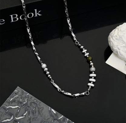 Mixed Beads Asymmetric Chain Necklace
