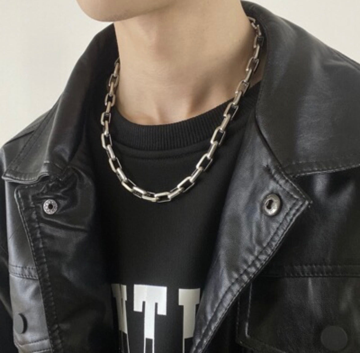 Square Long Link Toggle Necklace