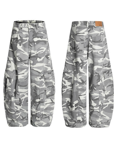 Curved Seam Wide Denim Pants