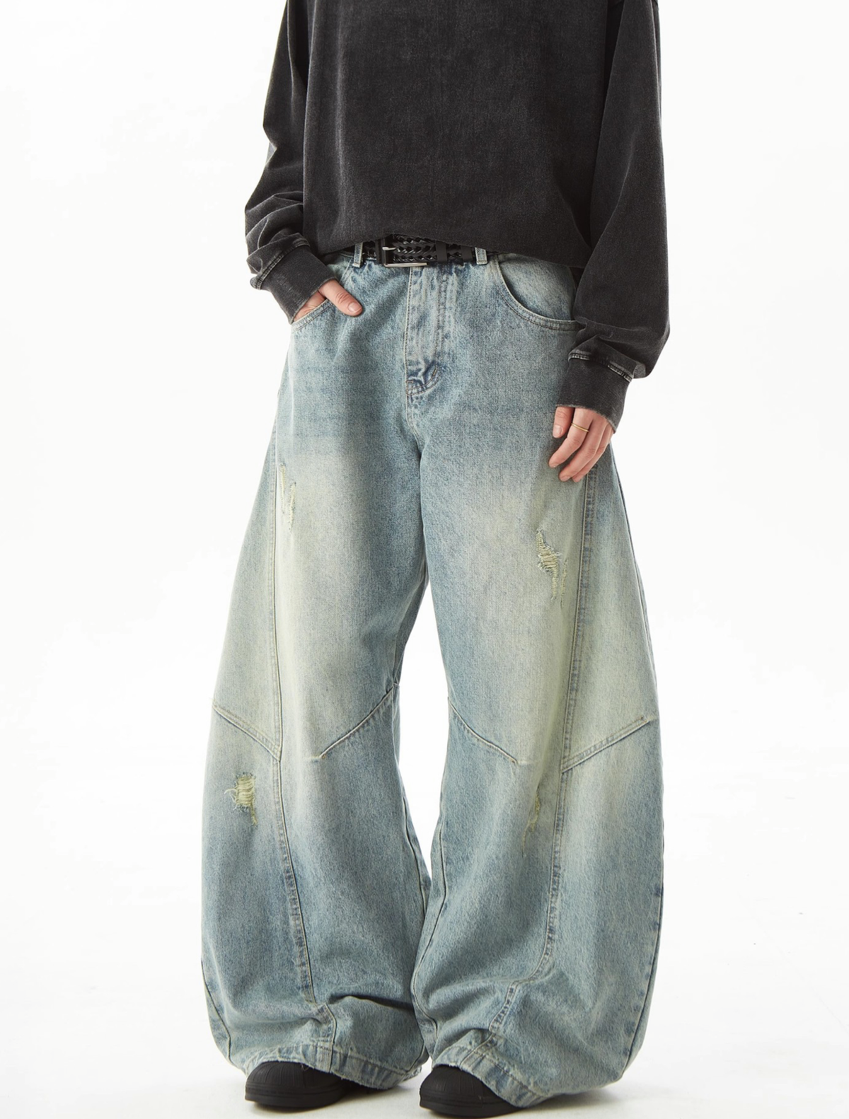 Vintage-Like Balloon Denim Pants