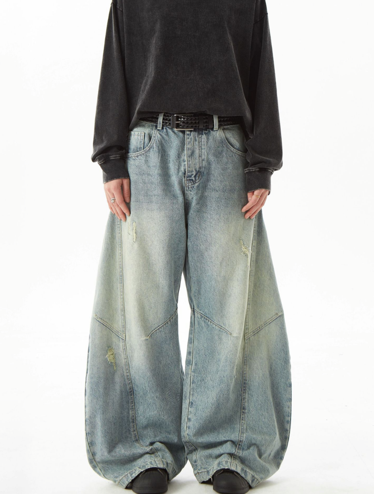 Vintage-Like Balloon Denim Pants