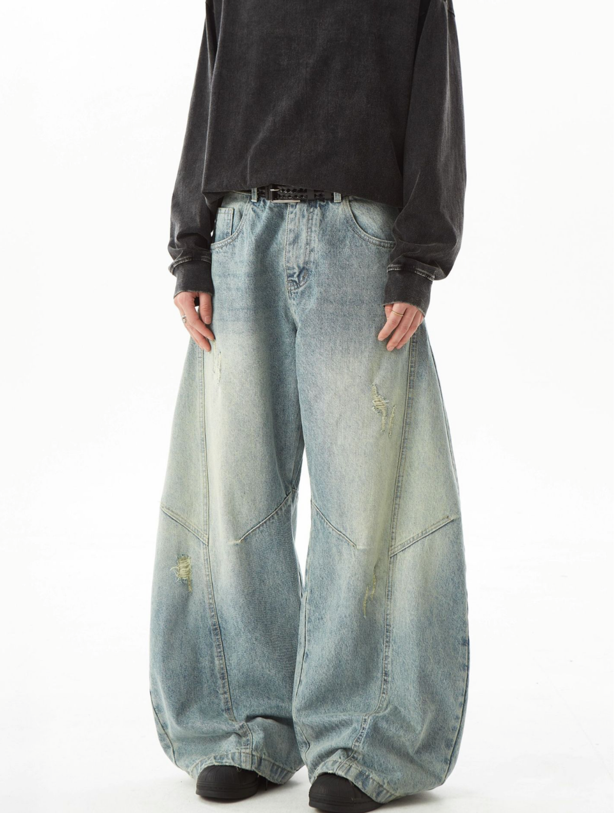 Vintage-Like Balloon Denim Pants