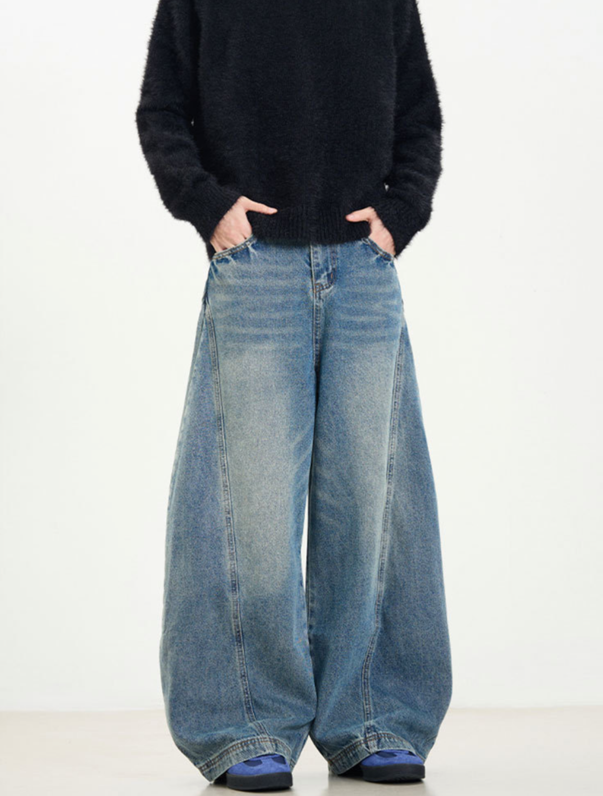 Vintage Wash Barrel Curved Wide Denim Pants